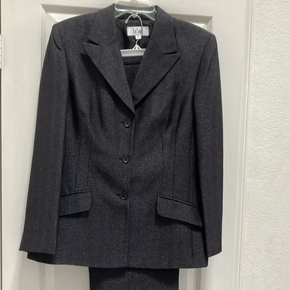 Size 16 Le Suit tweed women’s suit - Picture 2 of 3